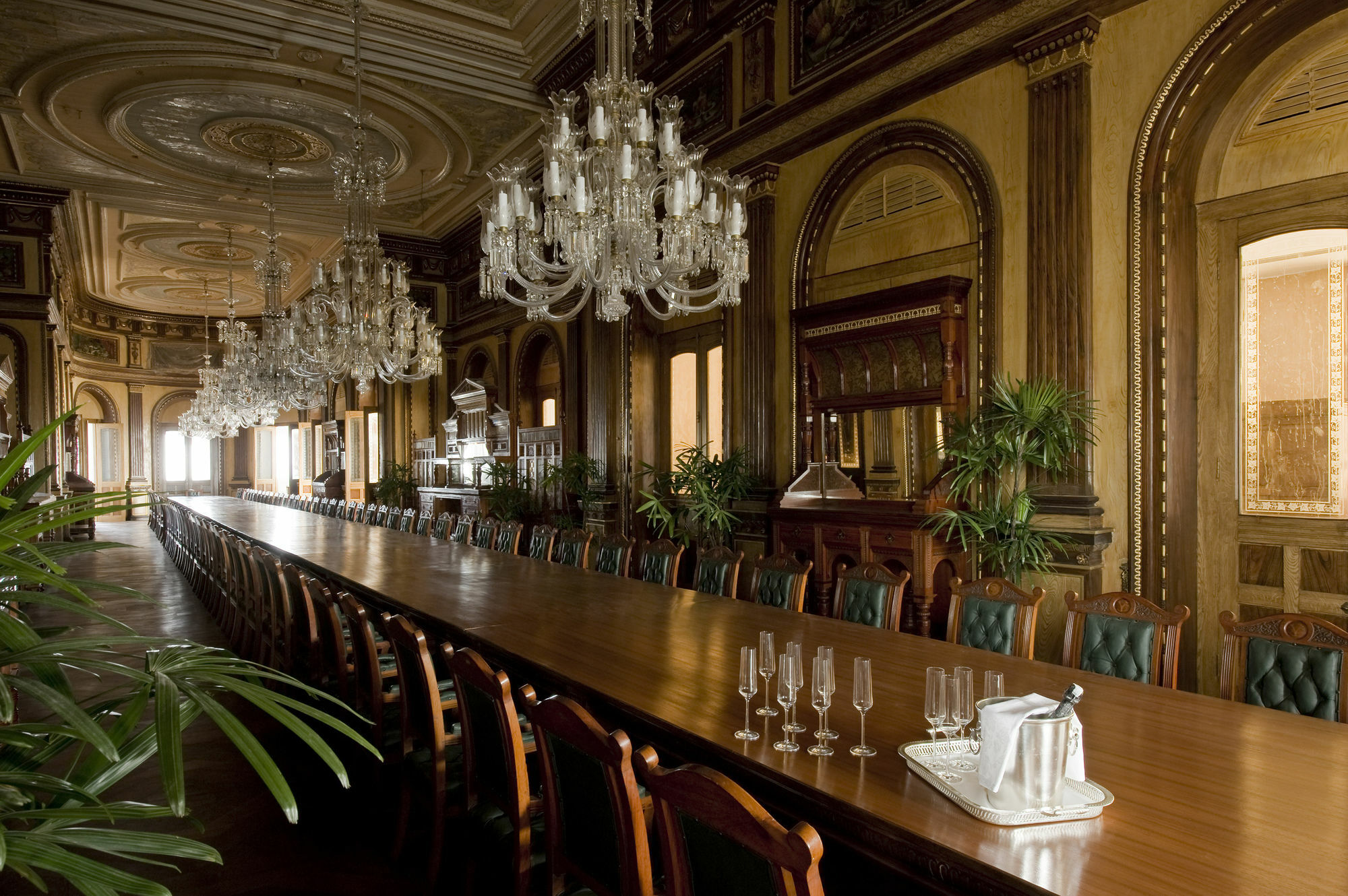 Taj Falaknuma Palace Haiderabad Restaurant foto